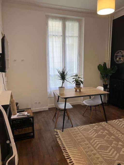 Appartement Magnifique Paris 18 Esterno foto