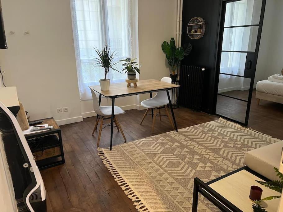 Appartement Magnifique Paris 18 Esterno foto