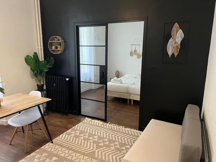 Appartement Magnifique Paris 18 Esterno foto