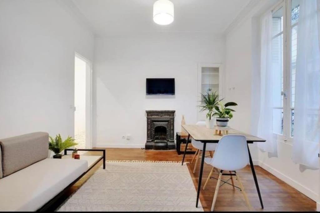 Appartement Magnifique Paris 18 Esterno foto